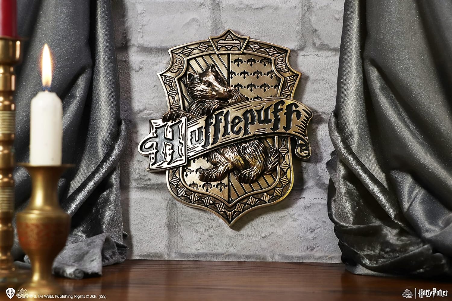 Nemesis Now Harry Potter Hufflepuff Bronze Wall Plaque 2