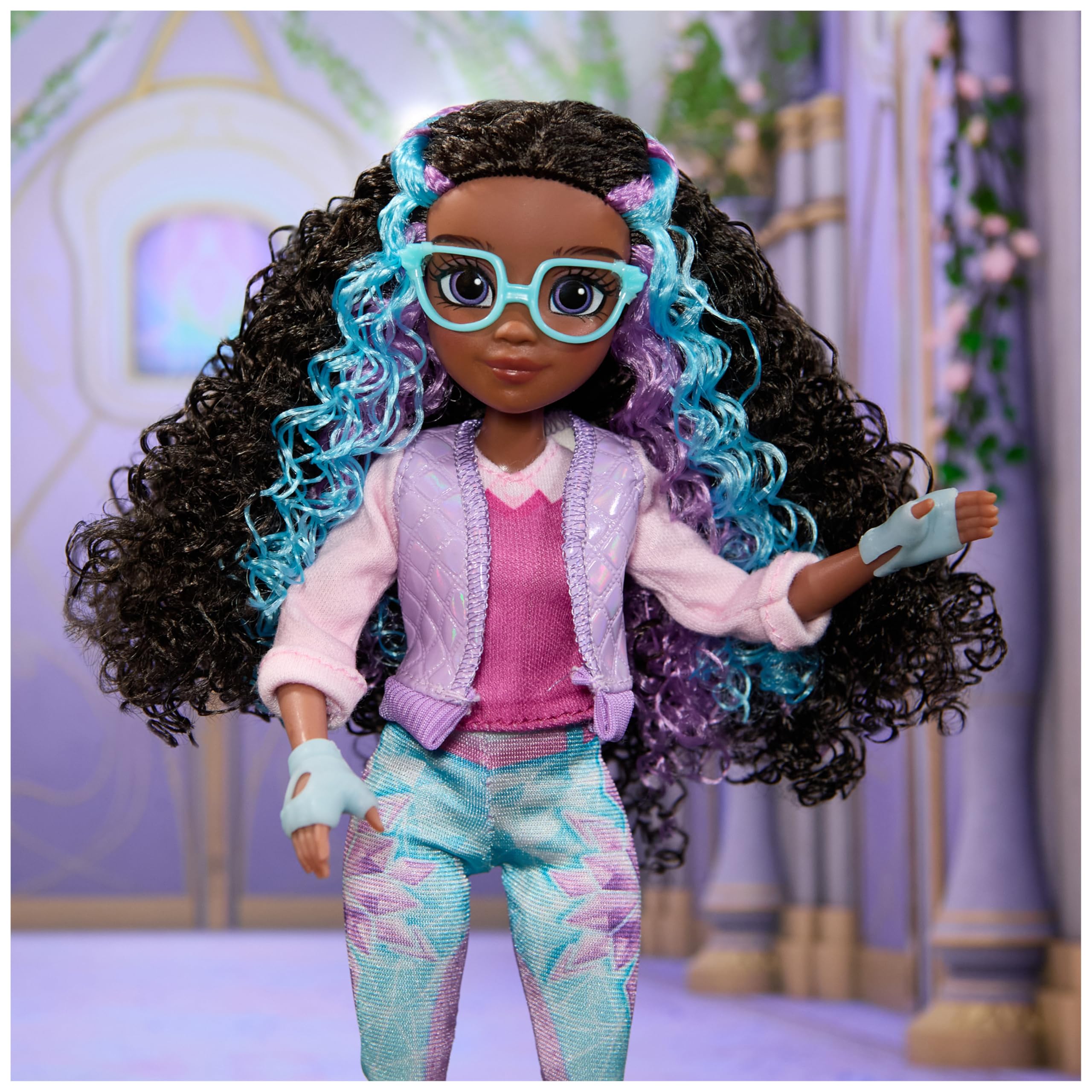 Unicorn Academy Layla Doll - 9.5 Inch Fashion Doll with 5 Accessories & Sparklebook | Ages 4+ 9