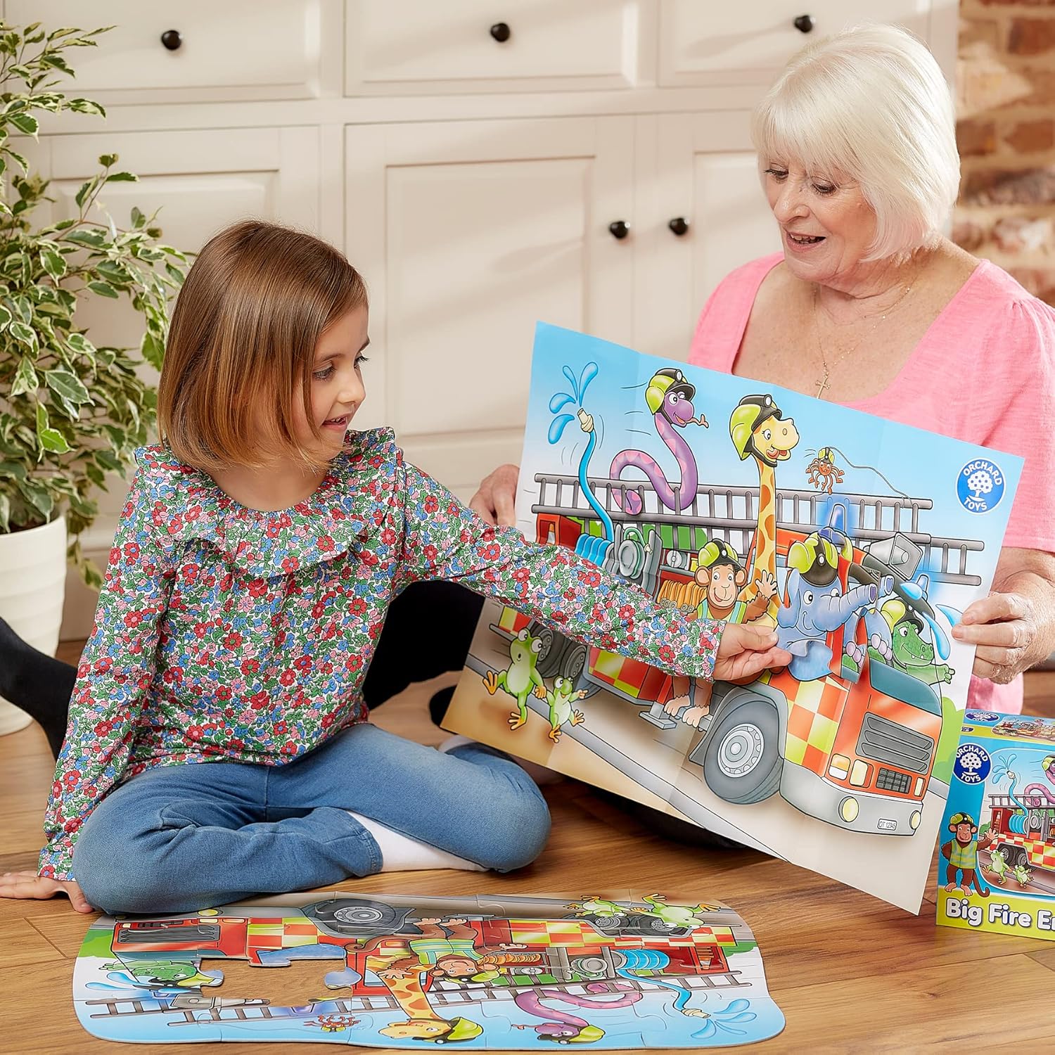 Orchard Toys Big Fire Engine Jigsaw Puzzle - 20-Piece Shaped Puzzle for Toddlers 3