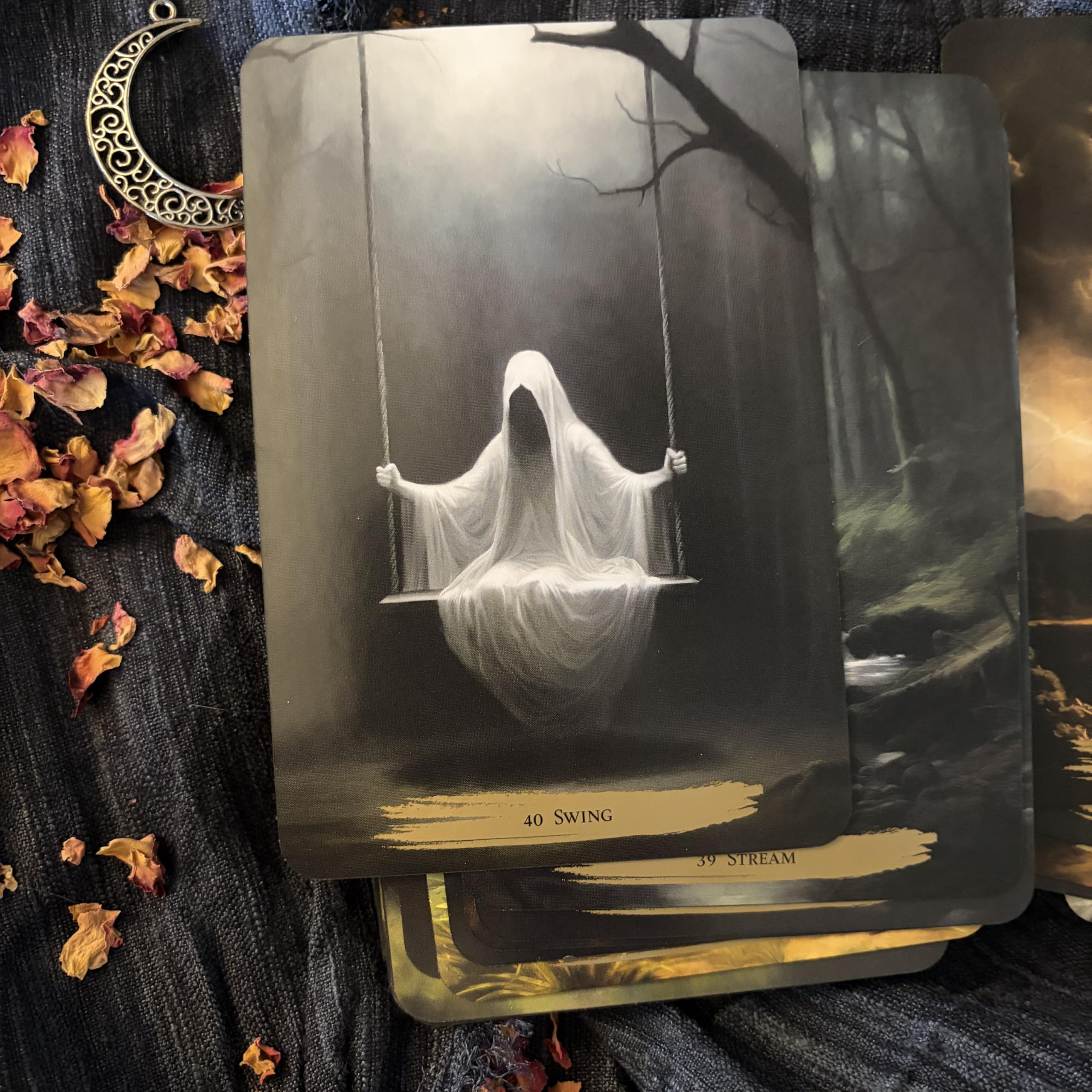 LLEWELLYN Haunted Cottage Oracle: A 45-Card Deck and Guidebook by Sirian Shadow 7