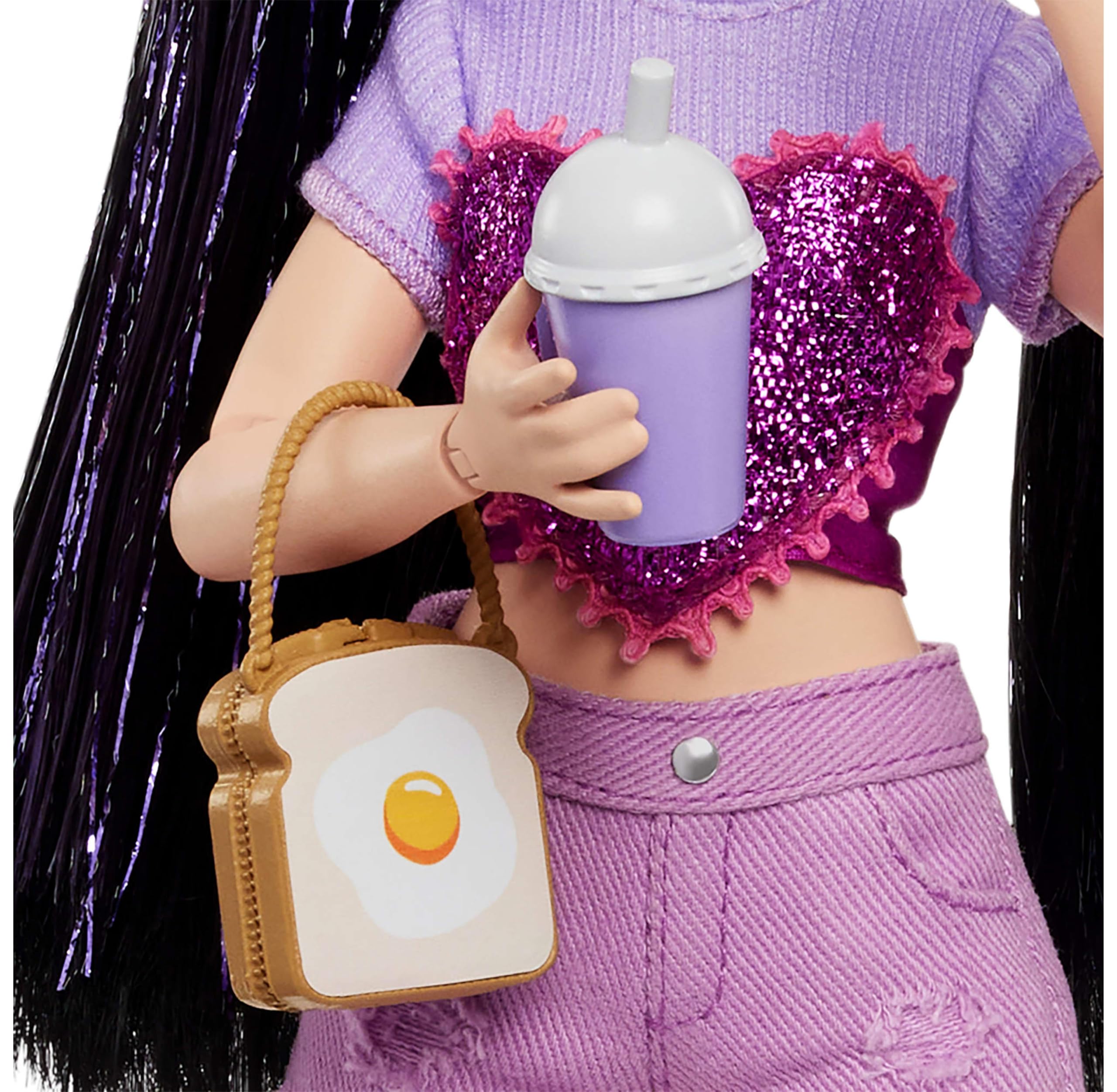 Barbie Dream Besties Renee Puppe &amp; Spielset zum Thema Essen – 12-teiliges Set mit Laptop, Pizza, Smoothie und mehr 6