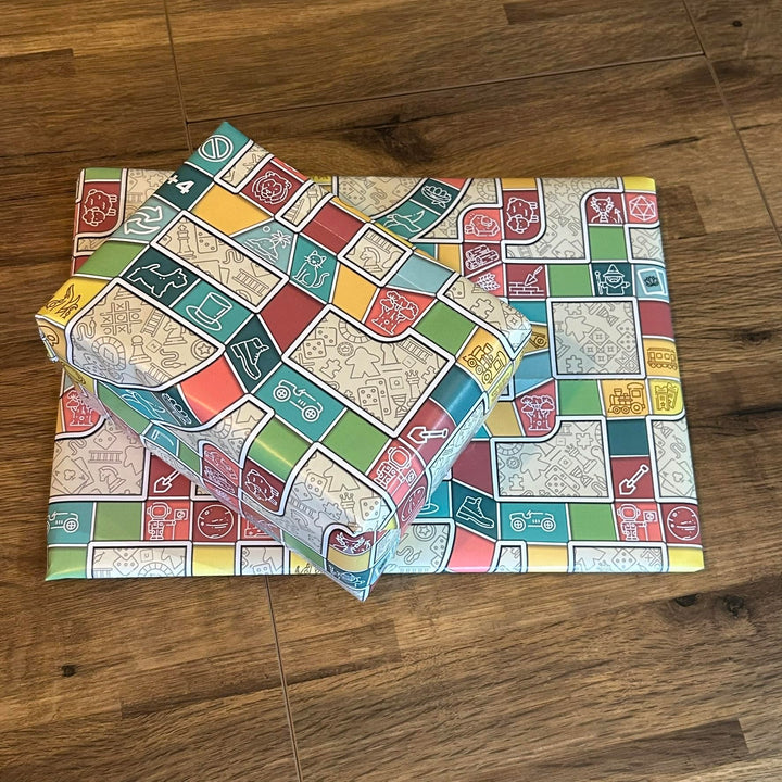 Loke Battle Mats Spot the Game Gift Wrap – Board Game-Themed Wrapping Paper (27" x 19")
