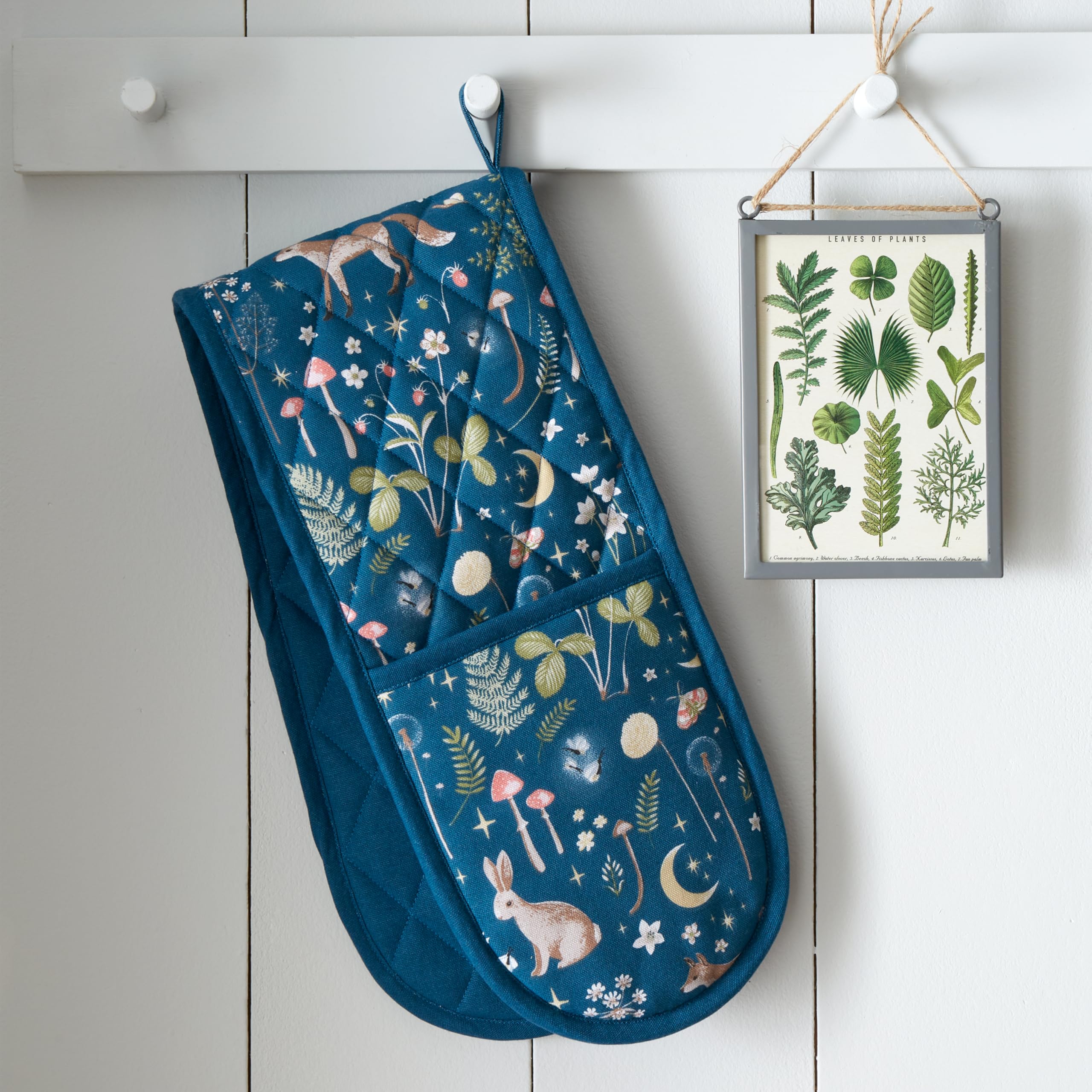Catherine Lansfield Enchanted Twilight Animals Cotton Oven Gloves - Heat Protection up to 250° | Navy Blue 1