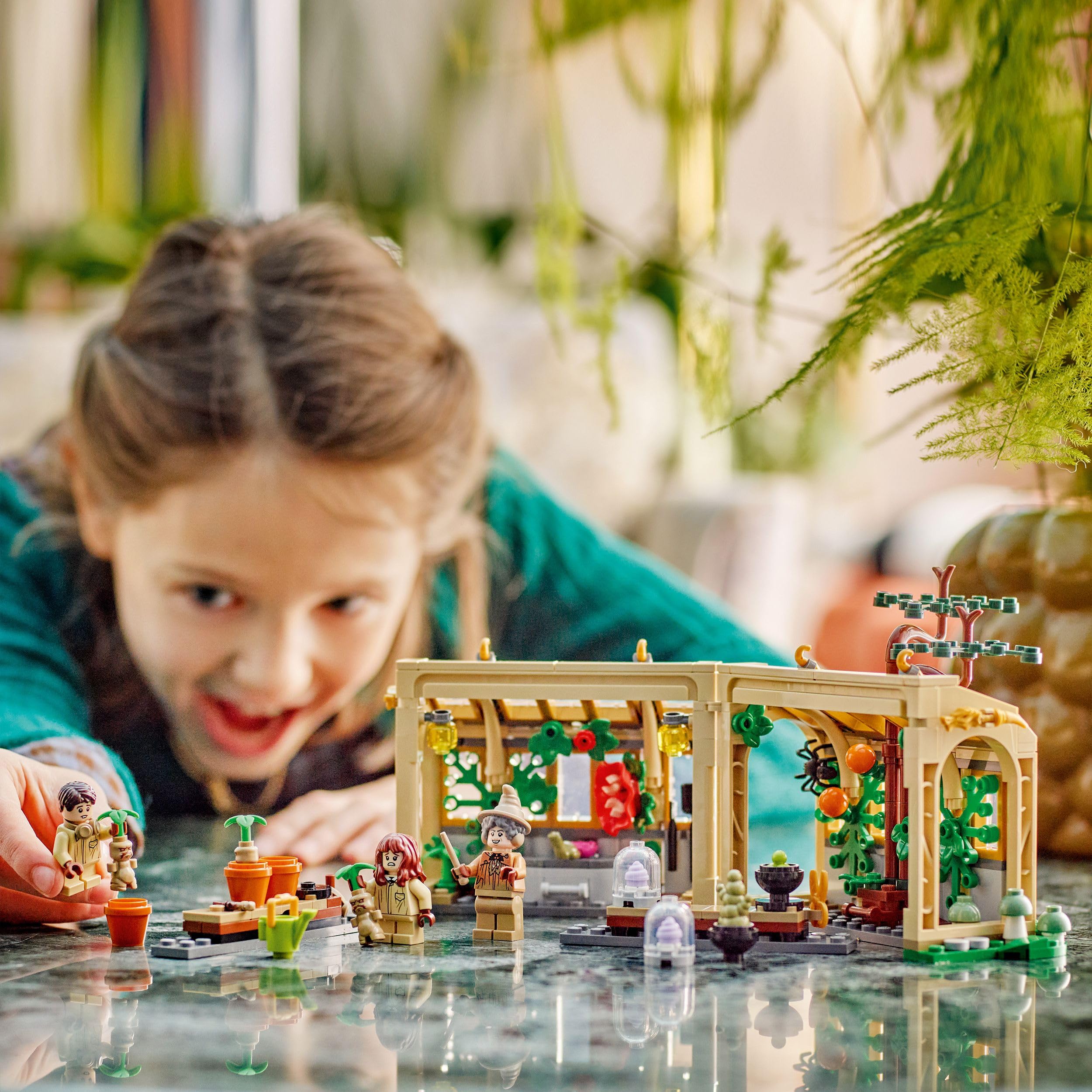 LEGO Harry Potter Hogwarts Castle: Herbology Class Set with Neville Longbottom - Building Toy for Ages 8+ 7