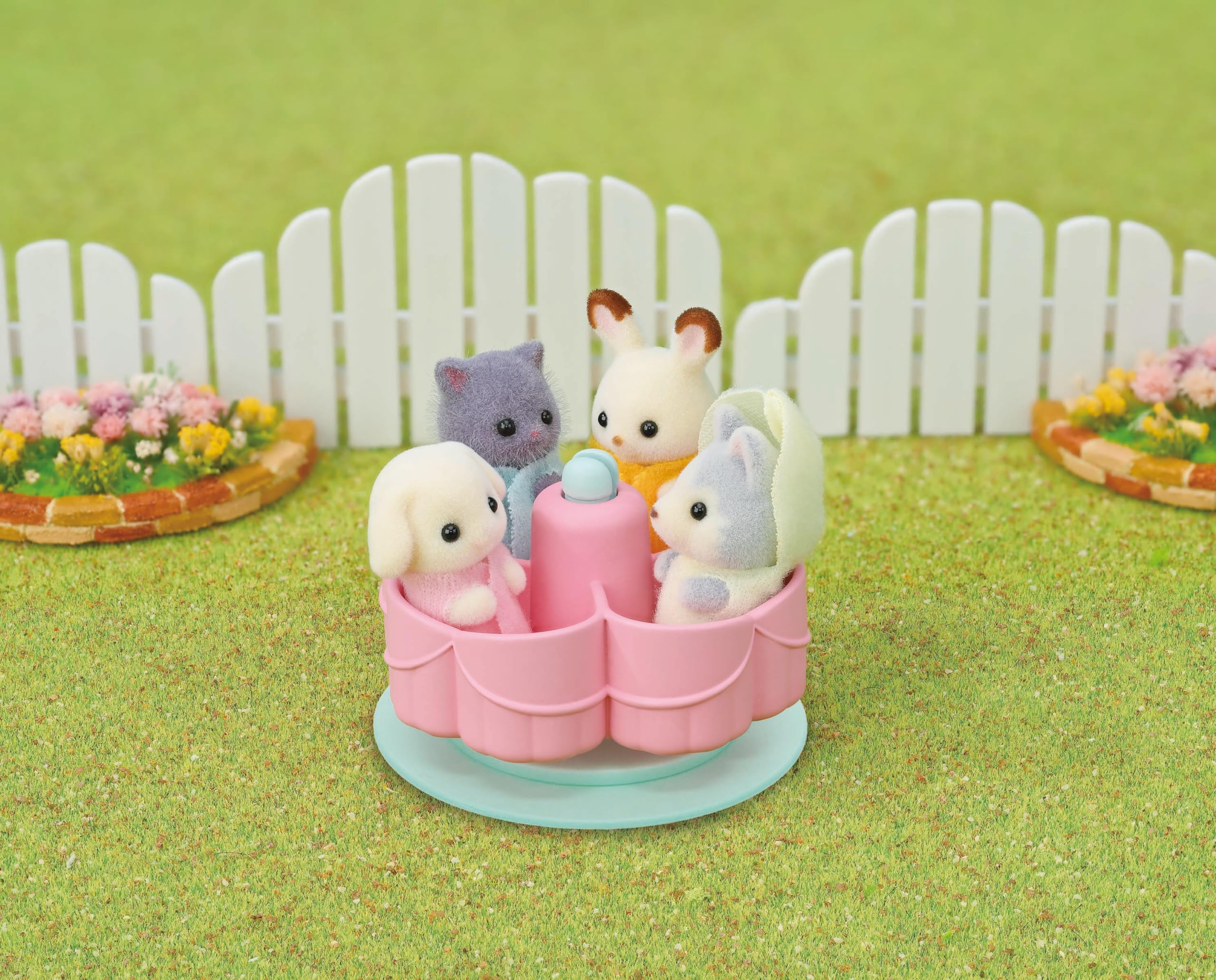 Sylvanian Families Rainbow Fun Nursery Bus Playset | Seats 28 Babies | Ages 3+ 7