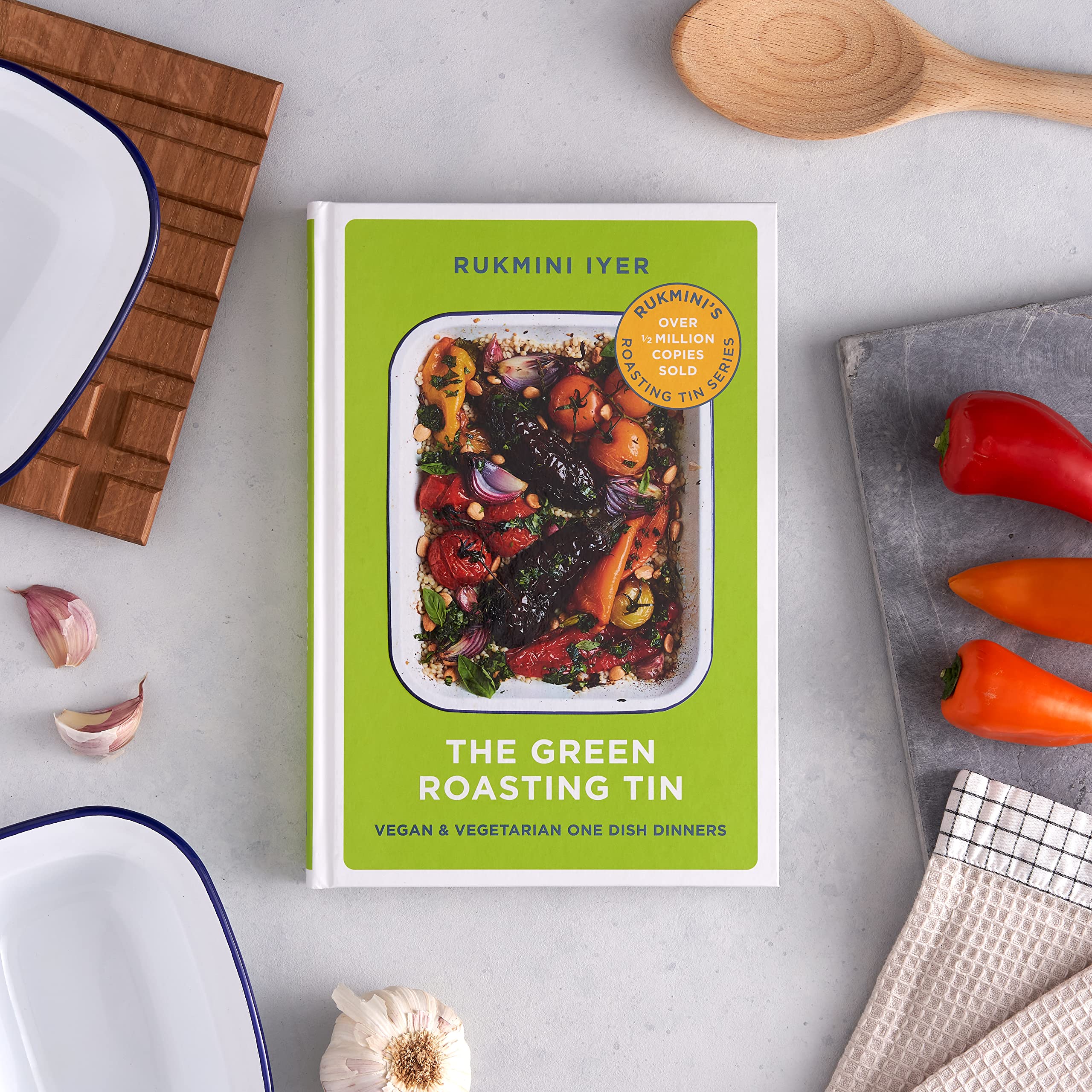 Square Peg The Green Roasting Tin - Vegan and Vegetarian One Dish Dinners | Hardcover 2