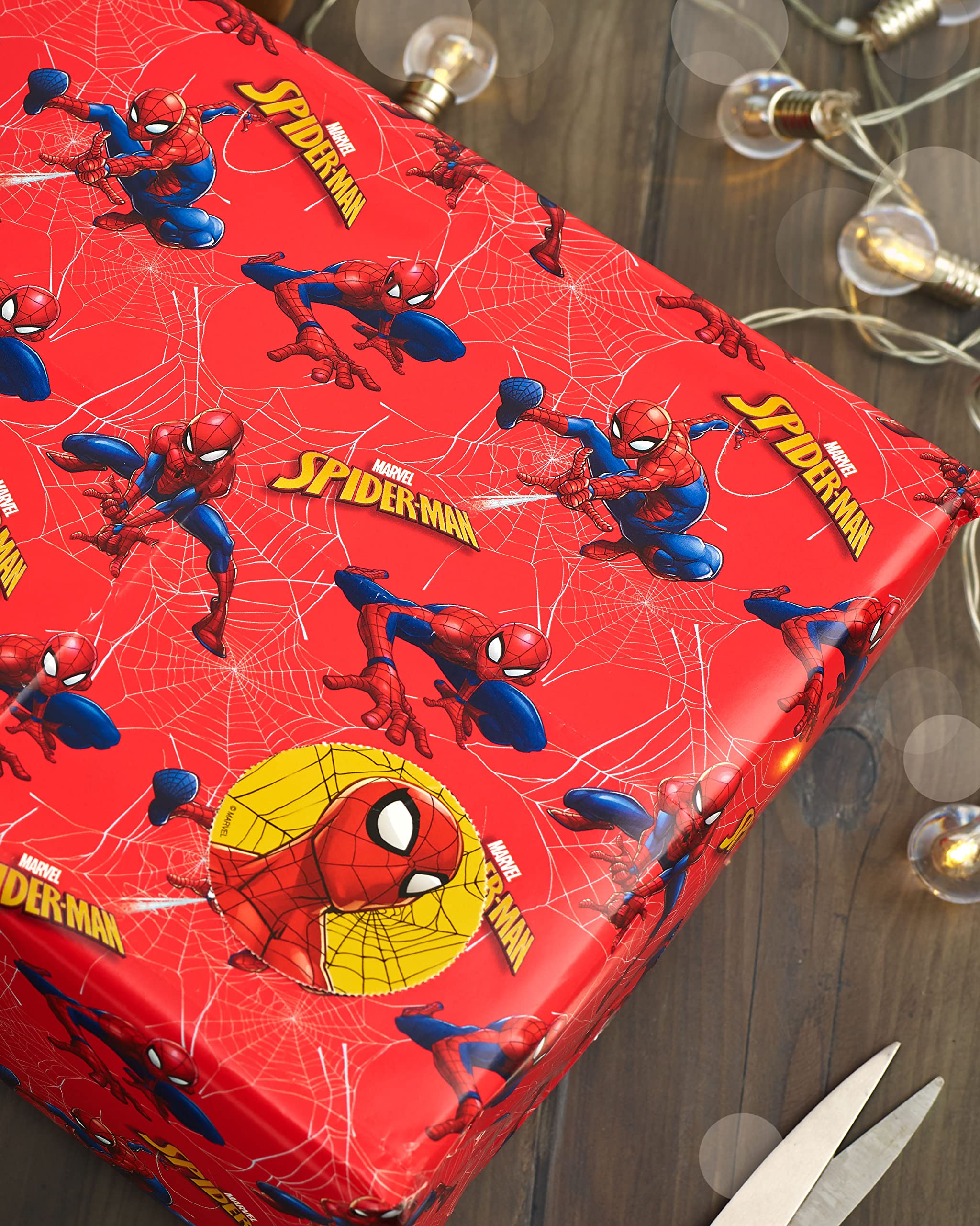 UK Greetings Spider-Man Gift Wrap Pack | 2 Sheets & 2 Tags | FSC Certified Paper 2