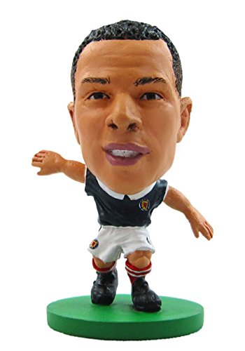 SoccerStarz 76540 Matt Phillips Heimtrikot der schottischen Nationalmannschaft, grün