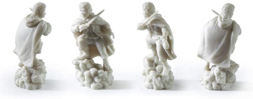 The Noble Collection The Lord of the Rings Chess Set Battle for Middle-Earth 8