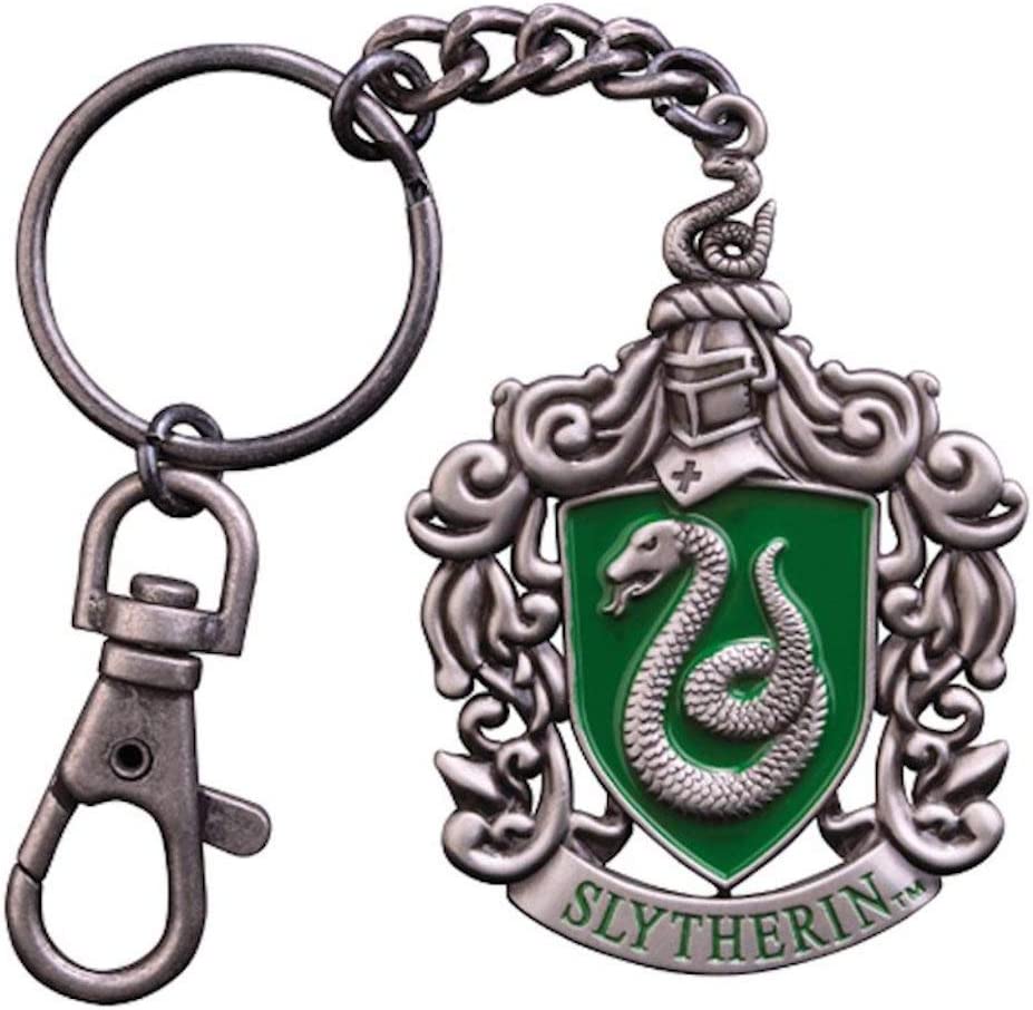 Der Slytherin-Wappen-Schlüsselanhänger aus der Noble Collection