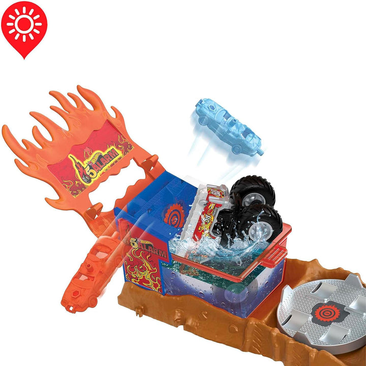 Hot Wheels Monster Trucks Arena Smashers Color Shifters 5-Alarm Rescue mit 1 Co