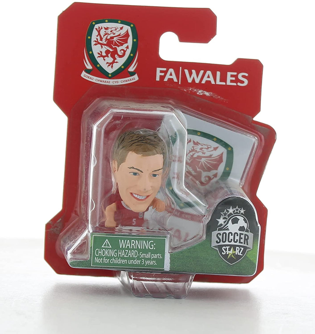 SoccerStarz SOC1045 Die offiziell lizenzierte walisische Nationalmannschaftsfigur von Ben Davies im Heimtrikot