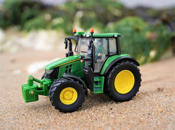 Britains John Deere 43248 6120M Traktor, Grün