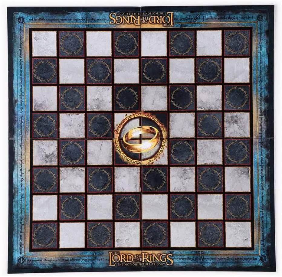 The Noble Collection The Lord of the Rings Chess Set Battle for Middle-Earth 4