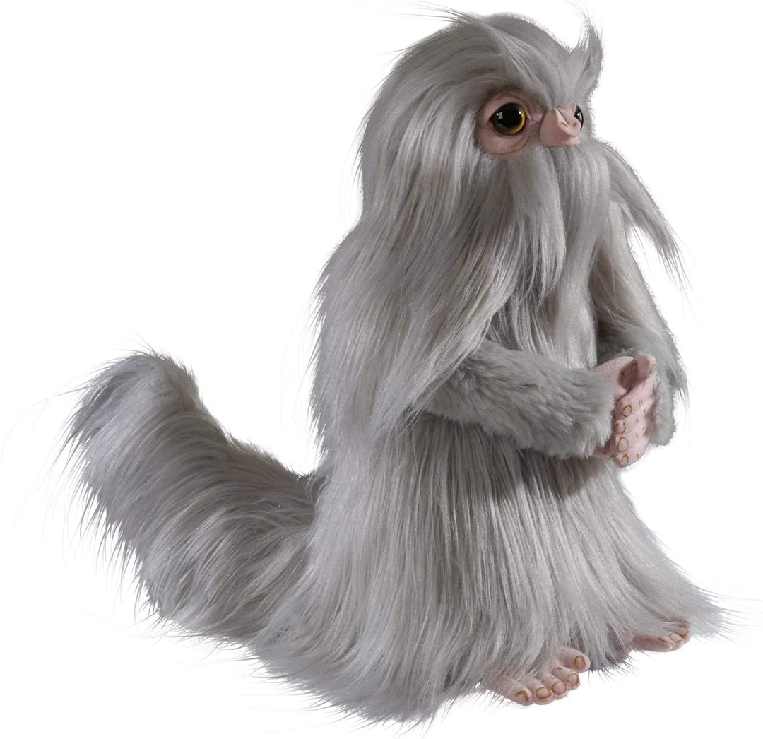 The Noble Collection Fantastic Beasts Demiguise Sammlerplüsch – offiziell lizenzierte 15 Zoll (38 cm) große Plüschspielzeugpuppen als Geschenke