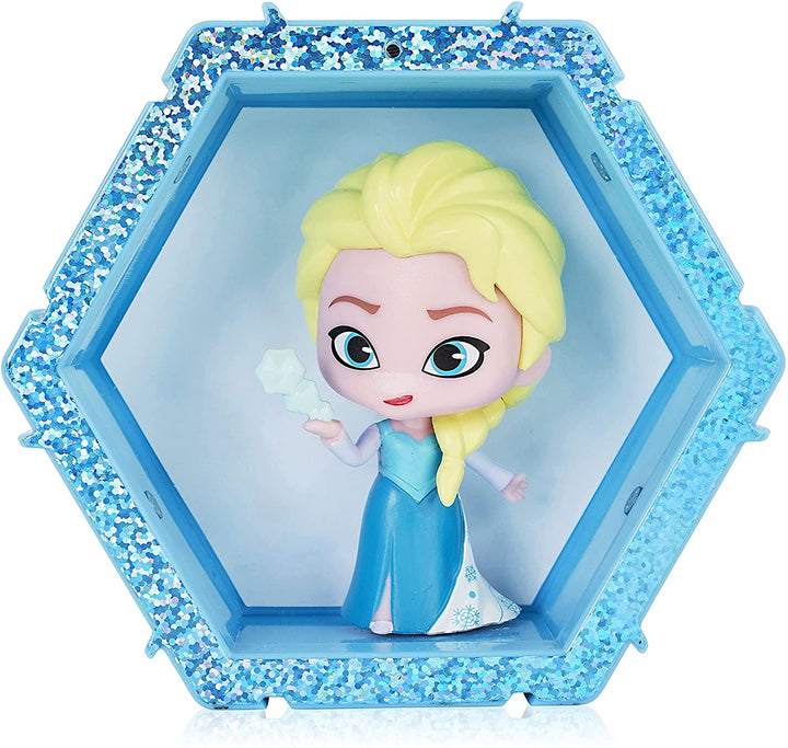 WOW! PODS Elsa - Die Eiskönigin 2 | Offizielle Disney-Sammelfigur mit leuchtendem Wackelkopf