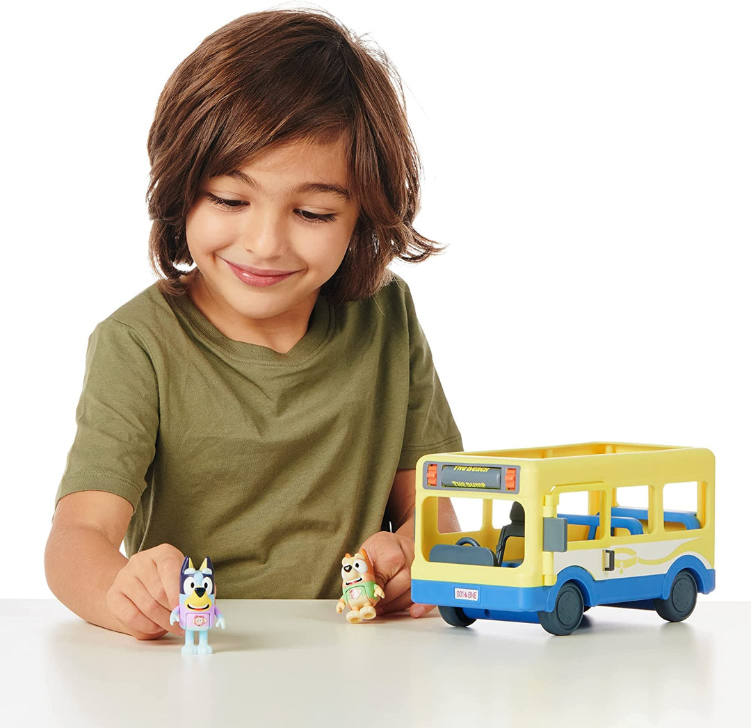 Bluey's Bus 17345 Fahrzeugpaket mit zwei 2,5–3 Zoll großen Figuren