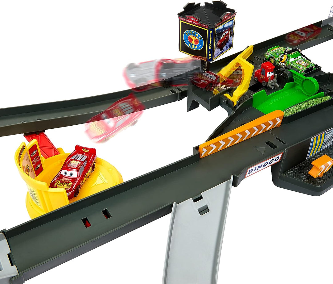 Disney and Pixar Cars Track Set, Piston Cup Action Speedway Playset with 1:55 Scale Lightning McQueen Die-Cast Toy Car