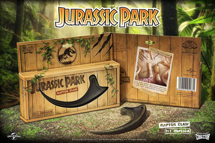 Doctor Collector DCJP22 Jurassic Park Raptor Claw Replica