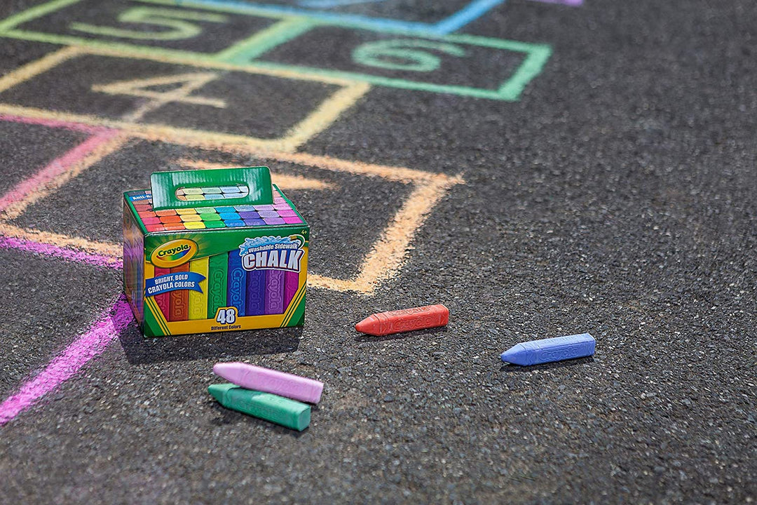 Kinder-Crayola-Box mit 48 waschbaren Anti-Roll-Kreiden für den Gehweg in leuchtenden Farben