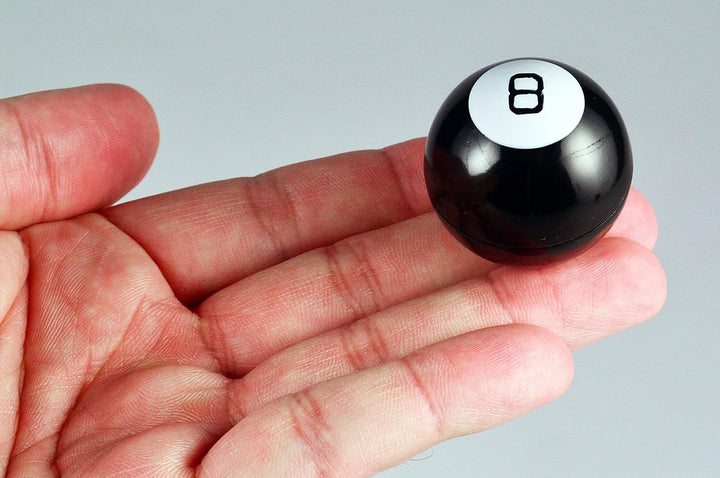 Der kleinste Magic 8 Ball der Welt