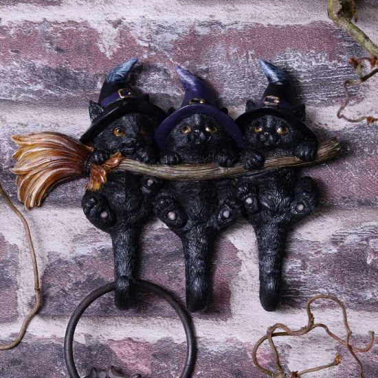 Nemesis Now Witches Helpers Schlüsselanhänger, 20 cm, Schwarz